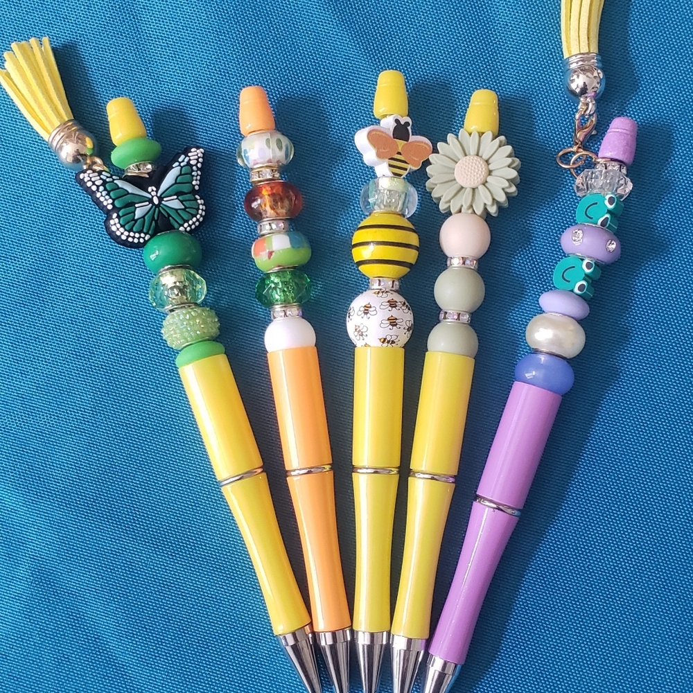 New beadable handcrafted pens set of 5